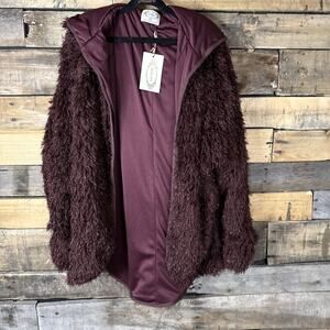 Mia Joy Joy Folie Okalla Zip Up Sweater In Merlot, XXS